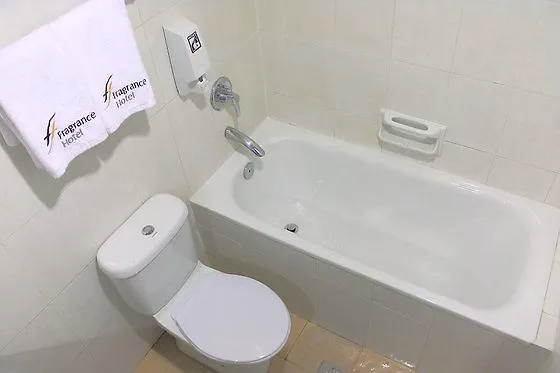 Ibis Budget Singapore Ametrine